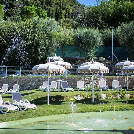 La Rocca Village Campingplatz 3*