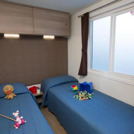 La Rocca Village Kemp