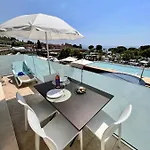 キャンプ場 La Rocca Village バルドリーノ
