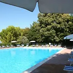 La Rocca Village キャンプ場 バルドリーノ
