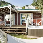 キャンプ場 La Rocca Village バルドリーノ