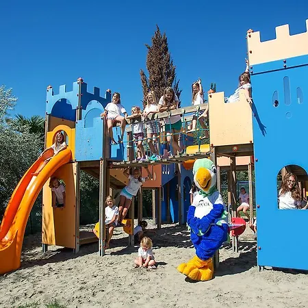 Кемпинг La Rocca Village