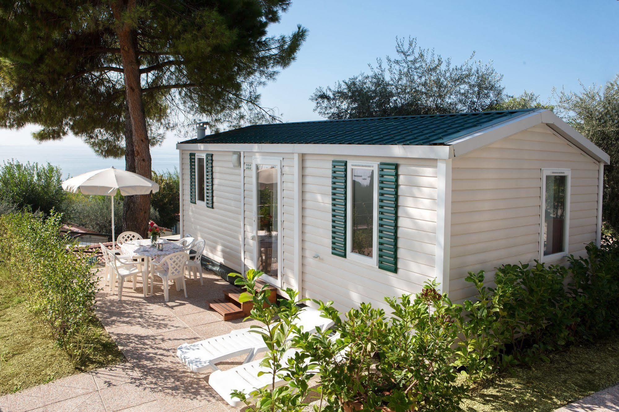 Campingplatz La Rocca Camping Village Bardolino, Italien - jetzt buchen,  Preise fr 2026