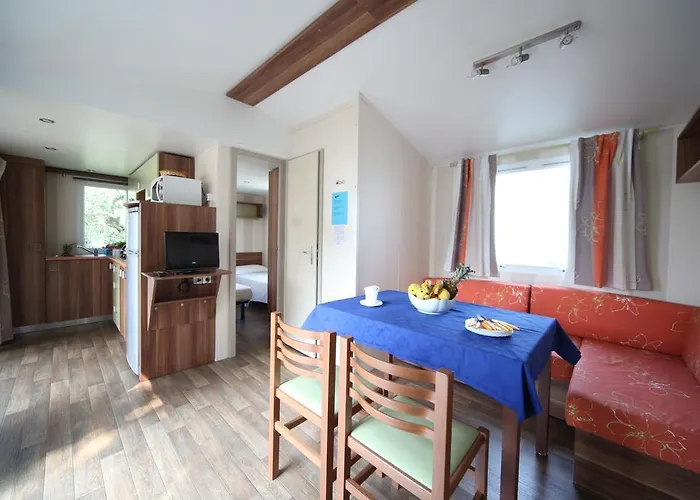 Campsite La Rocca Village Bardolino