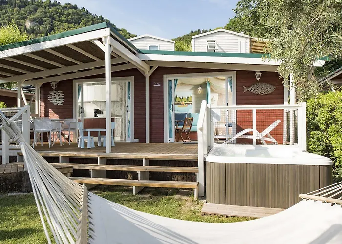 Campsite La Rocca Village Bardolino